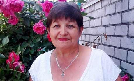 Тетяна Панасенко: Вийшла з храму, а перед очима – стрічки, так я почала вишивати.