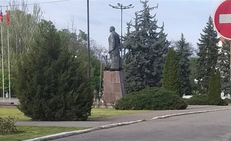 У Новокаховській громаді люди втомилися від байдужості та зради