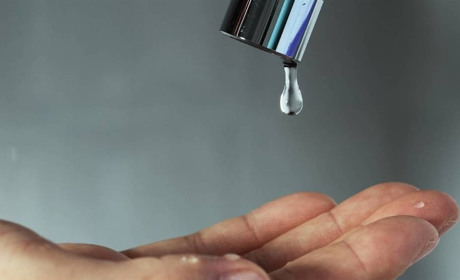 "Звягельводоканал": аварійне відключення води в мікрорайоні "Мʼясокомбінату"