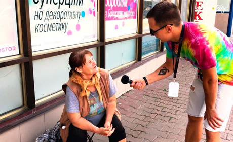 10 випадкових: звідки конотопці дізнаються новини. Опитування на вулиці