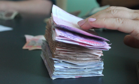Городоччанин хотів дати хабар 500 доларів. Тепер сплатить 17 тисяч гривень штрафу