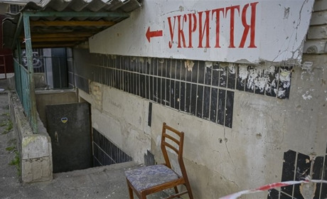 Прокуратура зобов’язала міську та селищну ради в Сарненському районі підготувати укриття