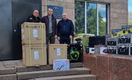 Підтримка військових. Лозівська громада підсилила тероборонівців черговим озброєнням