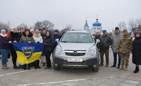 Пишемо книгу історії Перемоги України разом – атомники придбали черговий автомобіль для військових