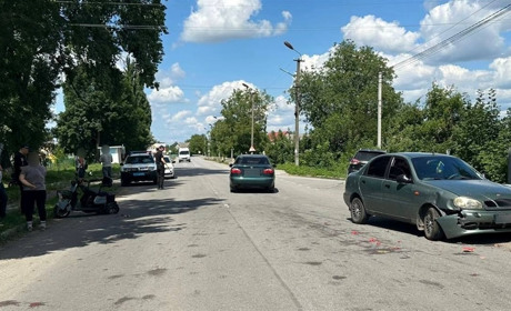 У с. Балках Барської громади велосипедистка постраждала внаслідок зіткнення з автівкою