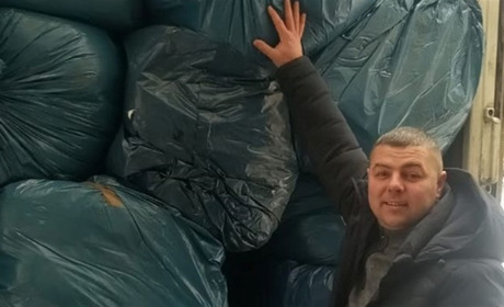 Тепло для Шосткинської громади: переселенці та вразливі категорії отримали ковдри від благодійників