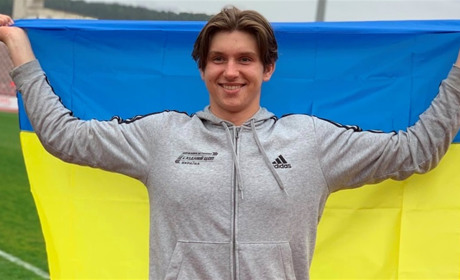 Білопілець Олександр Титаренко став Чемпіоном України з легкої атлетики серед юніорів. Фото