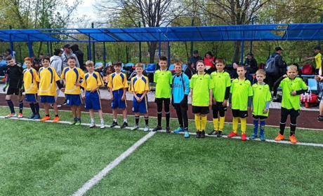 У Жовтих Водах відбувся Кубок міста з футболу серед юнаків: два дні яскравих матчів