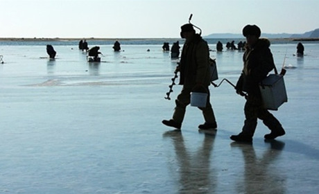 Сумський рибоохоронний патруль попереджає про небезпеку зимової риболовлі