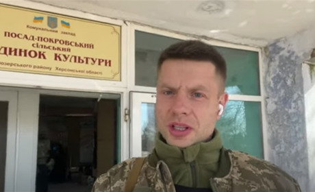 Троє друзів знищили 4 танка