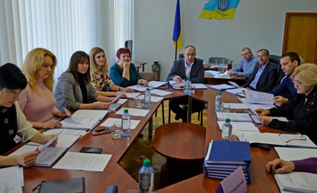 Штрафи накладатимуть на підприємців, які не виконують норми закону: засідання виконкому