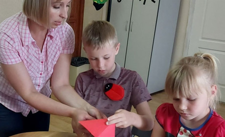 Не голодуємо і слава Богу: історії двох сімей-переселенців з Добропілля