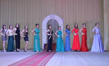 Фоторепортаж: як на Сватівщині обирали «Міс-2019». Хто отримав престижний титул і корону переможниці