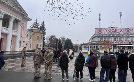 У Первомайську провели в останню путь захисника Олександра Антоніва