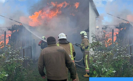 В Жовкинях вогнеборці ліквідували пожежу в приватному господарстві. Чи є збитки?