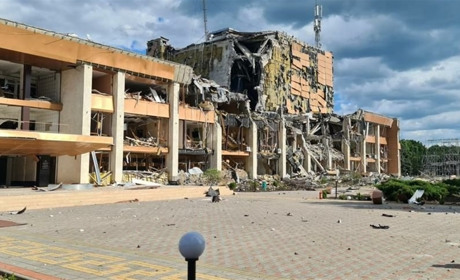 У Лозовій хочуть відновити зруйновані Палац культури та ліцей. Готують технічний звіт