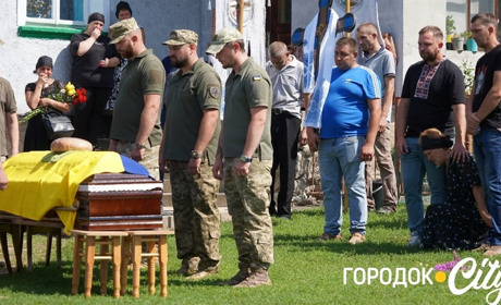Музика завжди була в житті воїна Петра Гуцала. Звучала вона і над його труною в день прощання