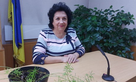 Людмила Хандрига: «За 38 років праці вирішила, що для мене посада секретаря в суді найкраща»