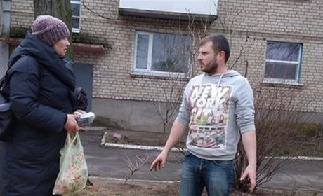 Спиливал тополь и акацию