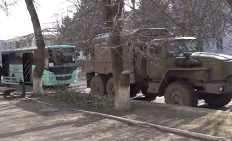 Окупаційна влада хоче відкрити автопарк на лівобережжі Херсонщини