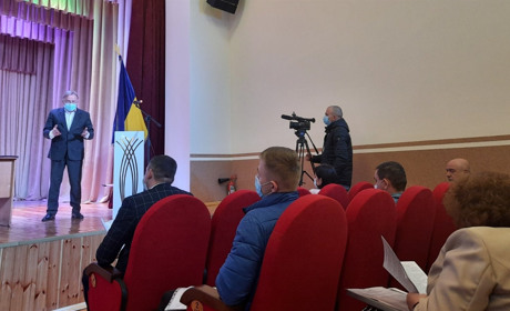 У Біляївській громаді відбулася перша робоча сесія міської ради, яку не стали закривати