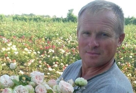 Флористи з Херсонщини розпродають квіти через обстріли й відключення світла: як придбати?