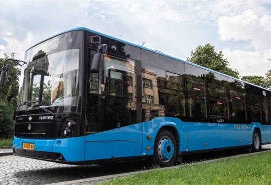 З вокзалу — прямо до кордону. Ужгород запускає автобус до Словаччини