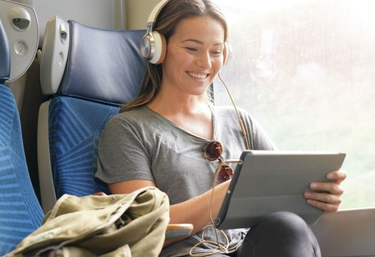 "Укрзалізниця" тестує Wi-Fi у поїздах, але він буде платний. Яка вартість за добу