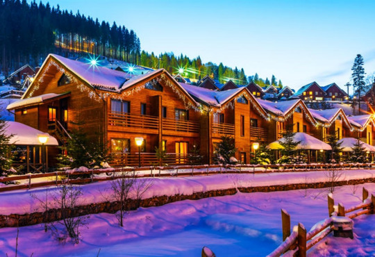 Де зустріти Новий рік 2026 в Україні: Львів, Карпати, Одеса. Ціни на оренду житла у топових локаціях