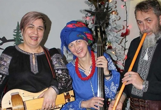Коло друзів у "Файті". Як в Запоріжжі відкрили автентичний заклад закарпатської кухні