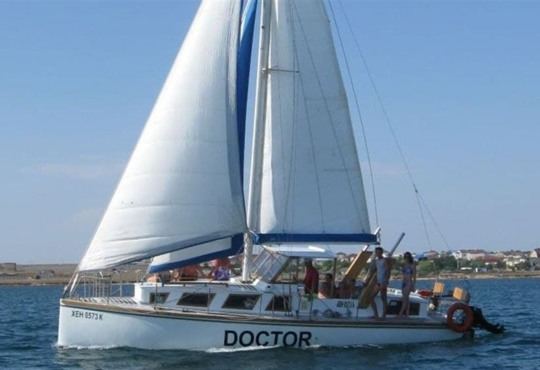 Яхта Doctor. Сімейний бізнес, який лікує клієнтів від поганого настрою