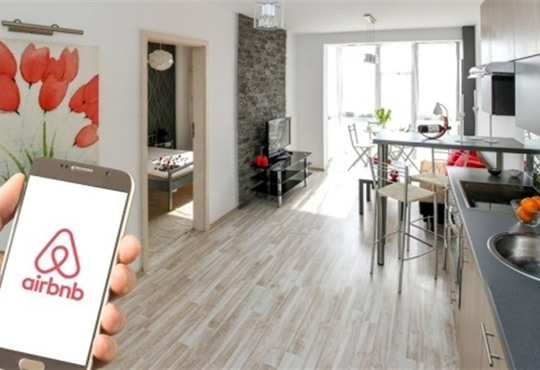 Airbnb запускає бронювання без передоплати на всі країни. Що варто знати туристам