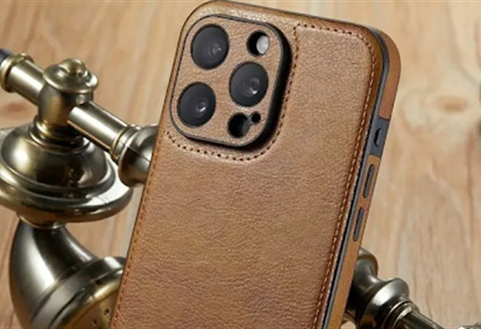 Як правильно чистити і доглядати за шкіряним чохлом для iPhone 14 Pro Max