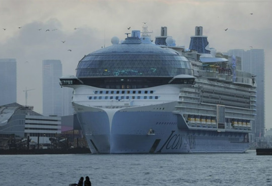 Жити на кораблі 15 років. Скільки коштує «безкінечний круїз», куди вже записались сотні людей