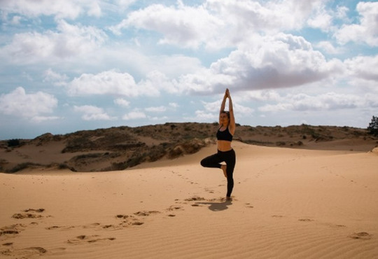 Хочу побачити українську пустелю. Де переночувати поблизу