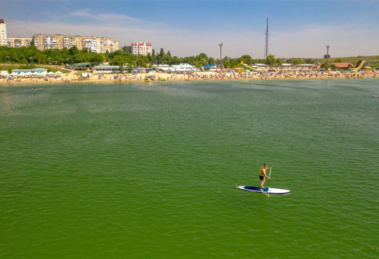 Подивився фільм і змайстрував власну дошку: як сапсерфінг прийшов у Южне