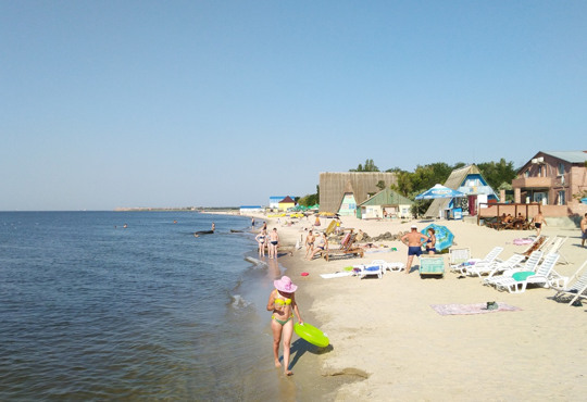 Отдых в Черноморке: теплое море, жилье на пляже, бюджетные цены