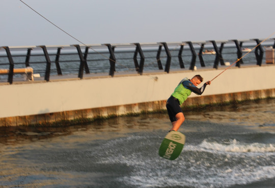 Вейкпарк Windlife у Маріуполі: ціни, умови та закордонні поїздки