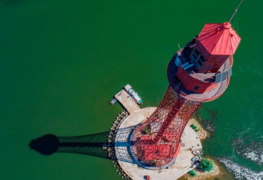 Дворики, фортеці і маяки: що подивитися в Херсоні 