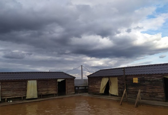 Гейзер Залізний Порт. Погрітися у гарячій воді, що б’є просто із землі