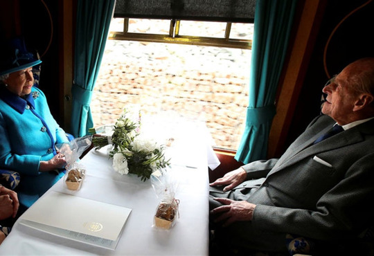 Відвідав 143 країни світу. Як подорожував принц Філіп