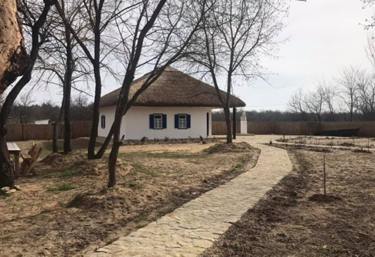Порибалити у тих же місцях, де рибалив Остап Вишня. На Херсонщині відкриють садибу письменника
