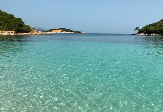 Бюджетний восьминіг і острови біля пляжу. Самостійна подорож до Албанії