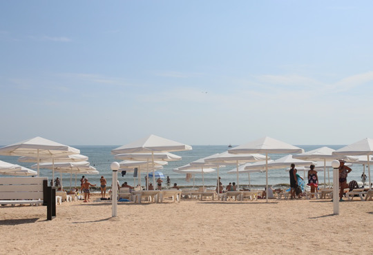 Оксамитовий сезон на українських курортах: 10 місць, де у вересні ще круто відпочивати