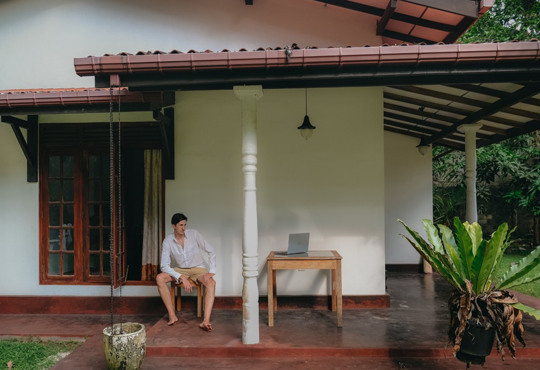 Як я поїхав на Шрі-Ланку писати книжку біля океану. Досвід письменника Романа Малиновського