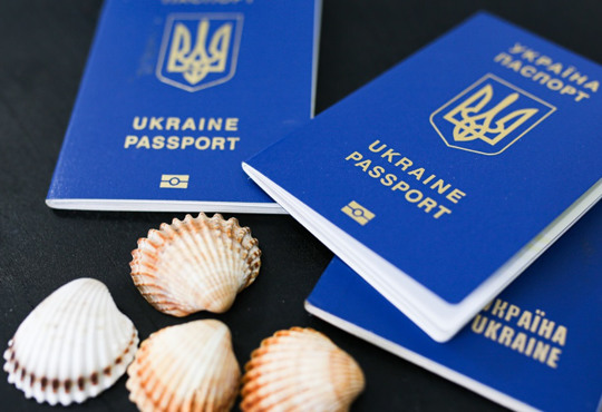 Я загубив (-ла) гроші і документи в закордонній мандрівці. Що варто знати та як діяти?