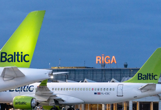 AirBaltic продовжить літати в Україну, але призупинені нічні рейси