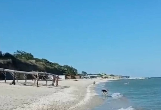 Пусті курорти на Азовському узбережжі: як проходить сезон 2023 в окупації