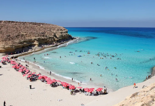 Не тількі Шарм та Хургада: 9 найкрасивіших курортів і пляжів Єгипту