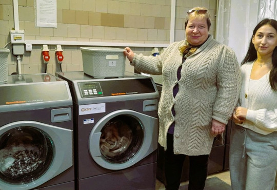 Це місце, де можна випрати одяг безкоштовно. У Миколаєві запрацювали соціальні пральні